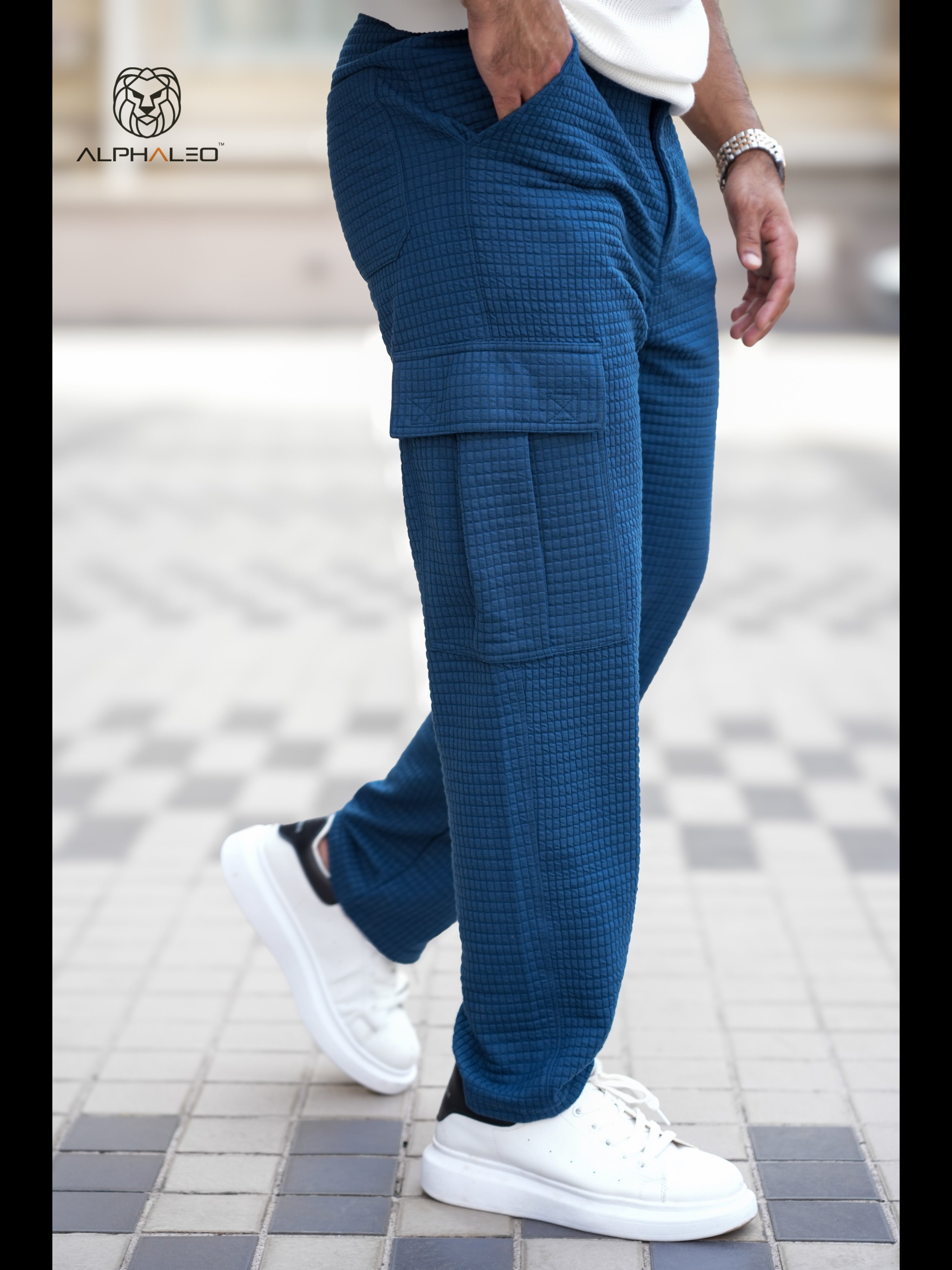 Buy RDSTR Men Navy Blue Solid Jogger Fit Cargo Trousers - Trousers for Men  1409978 | Myntra